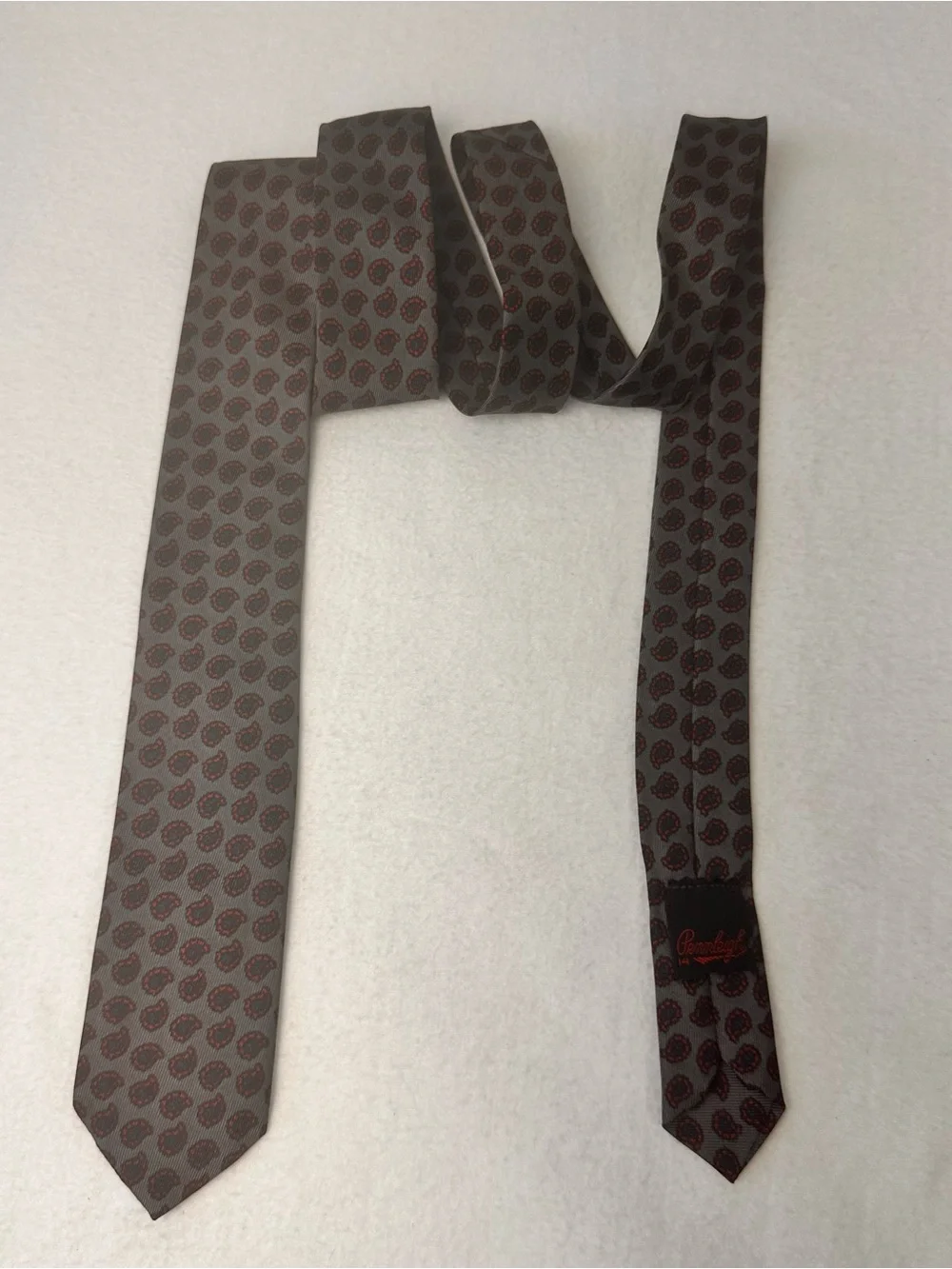Men's Paisley Silk Tie in Brown and Red Pennleigh Vintage Silk Tie Mens Grey